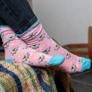Pink mix bumblebee socks - with recycled yarn. UK 4-7