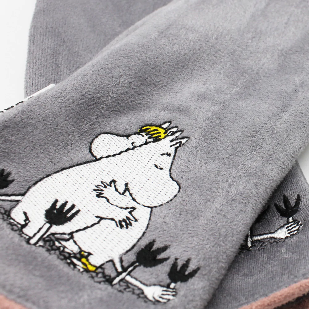 Moomin ‘Love’ Gloves - Image 5