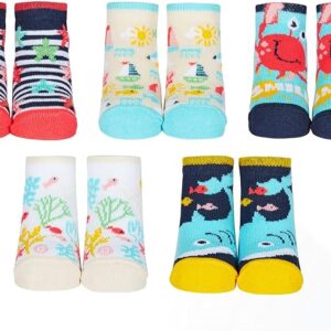 Baby Waves Sea-themed boxed Sock Gift Set for newborns. One Size. By Cucamelon
